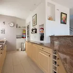 6 Pers Uzes Piscine Lagon Et Vue Garrigue Βίλα *
