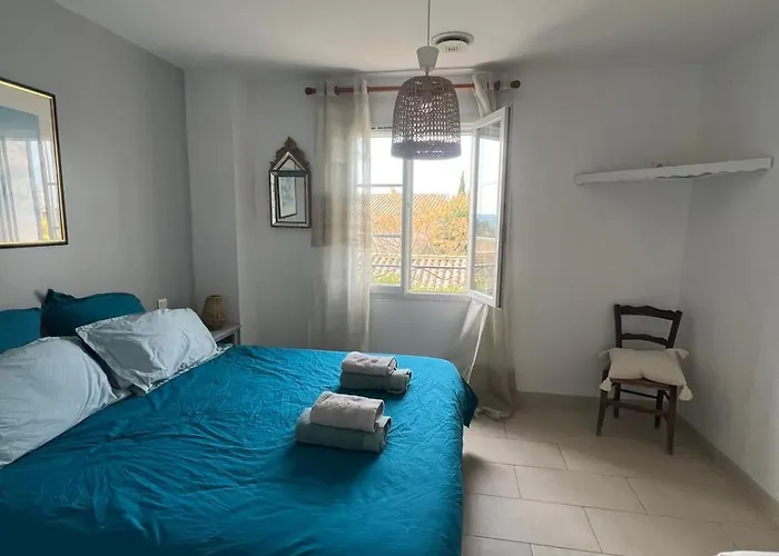 Villa 6 Pers Uzes Piscine Lagon Et Vue Garrigue *